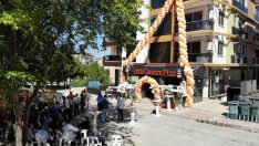 25 yıl sonra görevinden istifa edip memleketinde yatırım yaptı