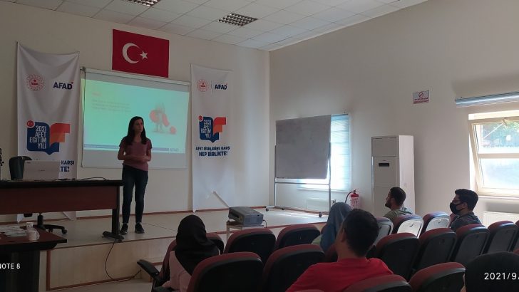 AFAD Diyarbakır, doğal afetlere karşı gönüllüleri eğitmeye devam ediyor