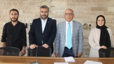 AK Partililer Menderes’i unutmadı