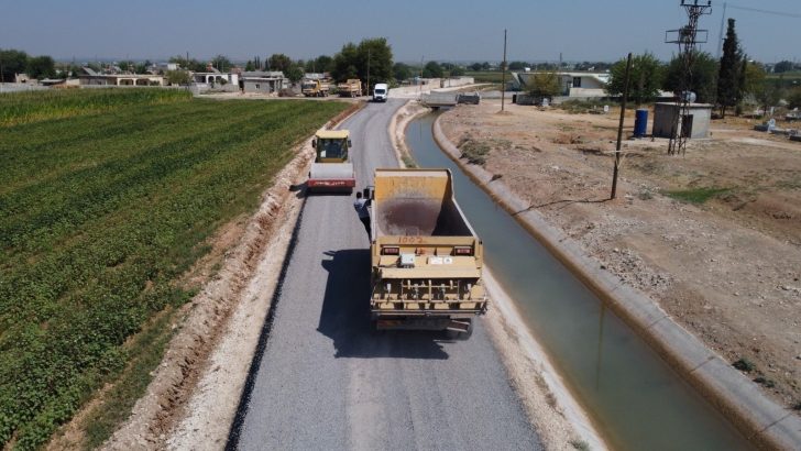 Akçakale kırsalında asfalt çalışması