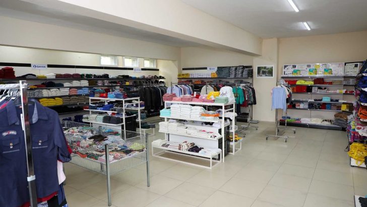 Alan el ile veren elin buluştuğu çarşı ’Hayır Çarşısı’