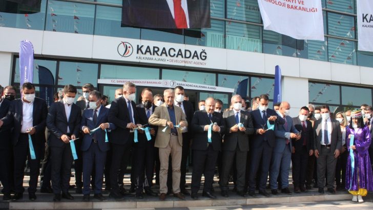 Bakan Varank: “İşsizliği bu bölgenin sorunu olmaktan çıkaracağız”