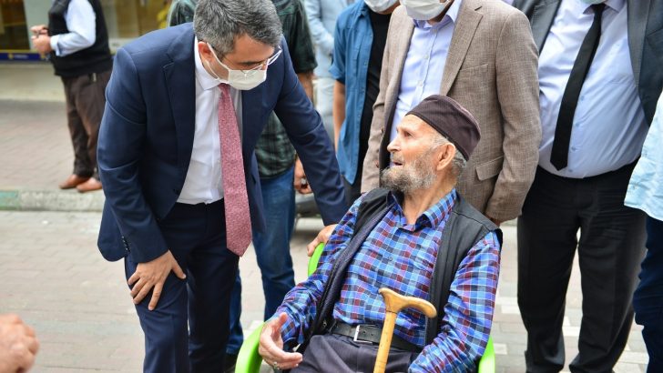 Başkan Yılmaz, Yıldırım’ı sokak sokak geziyor