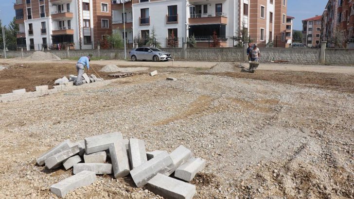 Düzce’de parksız mahalle kalmayacak