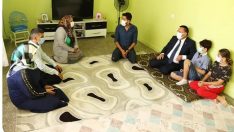 Kırsal mahallede vatandaşlarla, Sakarya Caddesinde esnafla buluştu