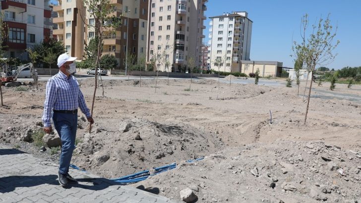 Kocasinan Belediyesi ‘otomatik sulama sistemiyle’ su ve enerji tasarrufu sağlıyor