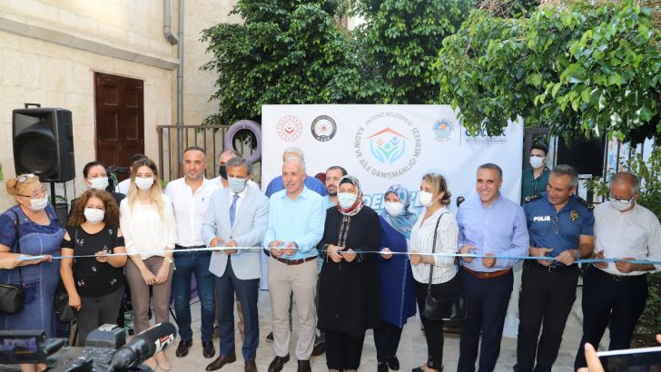 Mersin’de Kadın ve Aile Danışmanlığı Merkezi törenle hizmete açıldı