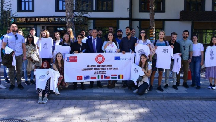 Öğrenciler Yeşilyurt’taki yatırımlara hayran kaldı