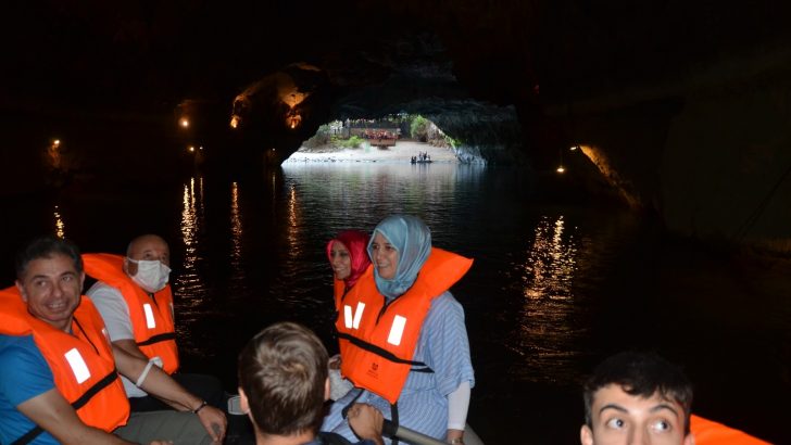(ÖZEL) Altınbeşik Mağarası’na 2 ayda 20 bin ziyaretçi