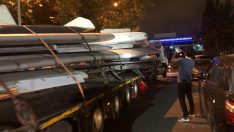 (ÖZEL) E-5’ten uçak geçti