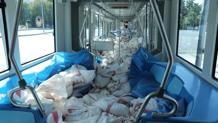 Raylı sisteme kum torbalı test