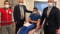 Sağlıkçılar Kızılay’a kan bağışladı