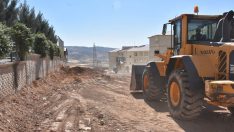 Siirt kent merkezinde yol genişletme ve kavşak çalışmaları devam ediyor