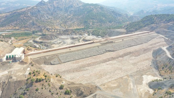 Tamamlandığında ekonomiye 320 milyon liralık katkı sağlayacak Çetintepe Barajında çalışmalar sürüyor
