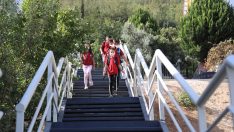 Ulaşım sorunu yaşanan iki sokak merdivenle birleştirildi