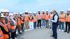 Ulaştırma Bakanı Karaismailoğlu, 1915 Çanakkale Köprüsü’ndeki kedi yolundan Anadolu’dan Avrupa’ya yürüdü