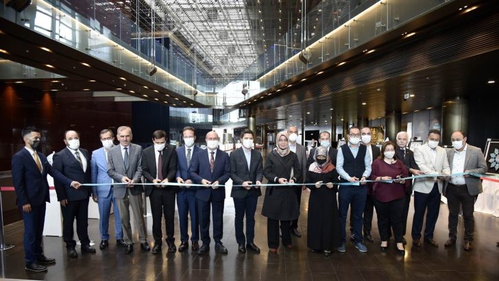 “Yaşayan Miras” isimli ulusal çini yarışmasının ödülleri sahiplerini buldu