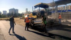 Akdeniz’de kaldırım yenileme çalışmaları sürüyor