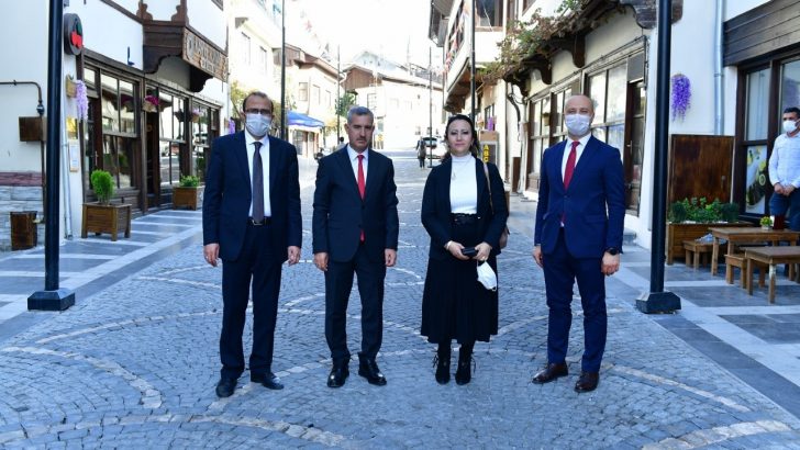 Başkan Çınar, Doğan’ı kültür evlerinde ağırladı