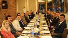 Başkan Köse, sosyal tesislerde muhtarlarla bir araya geldi