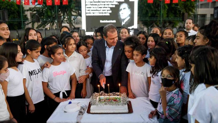 Başkan Seçer, Kır Çiçekleri ve aileleriyle bir araya geldi