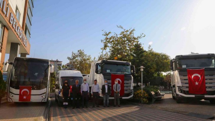 Erdemli Belediyesi araç filosunu genişletti