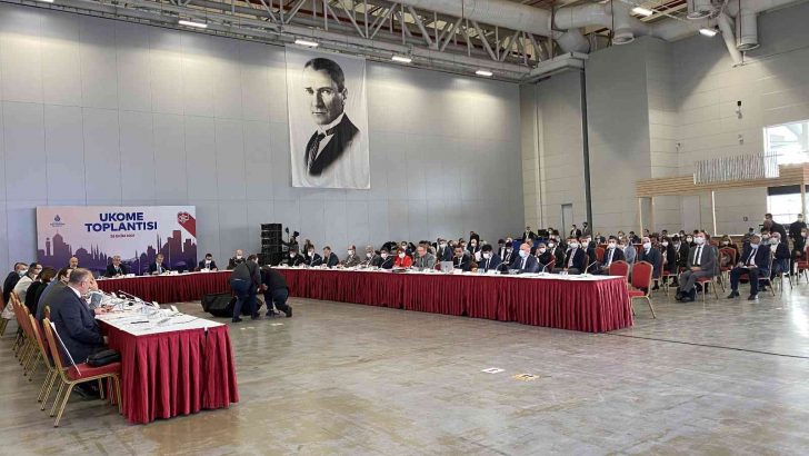 Eyüp Aksu: “Taksi kötüdür diye algı yapıldı ve halkla bizi düşman ettiniz”