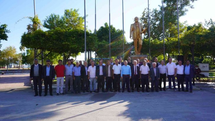 Finike’de Muhtarlar Günü törenle kutlandı