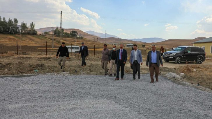 Gürpınar’da 5 semt sahası inşa ediliyor