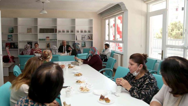 Hanımevi ilk misafirlerini ağırladı