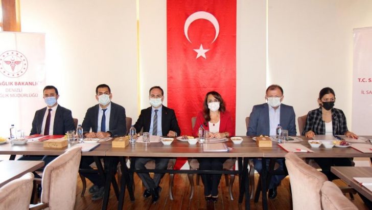 İl Sağlık Müdürü Açıkgöz, Denizli’deki toplantıya katıldı