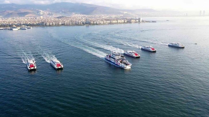 İzmir trafiğinde deniz ferahlığı
