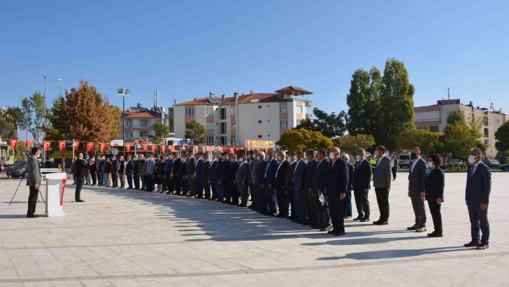 Korkuteli’nde muhtarlar günü kutlandı