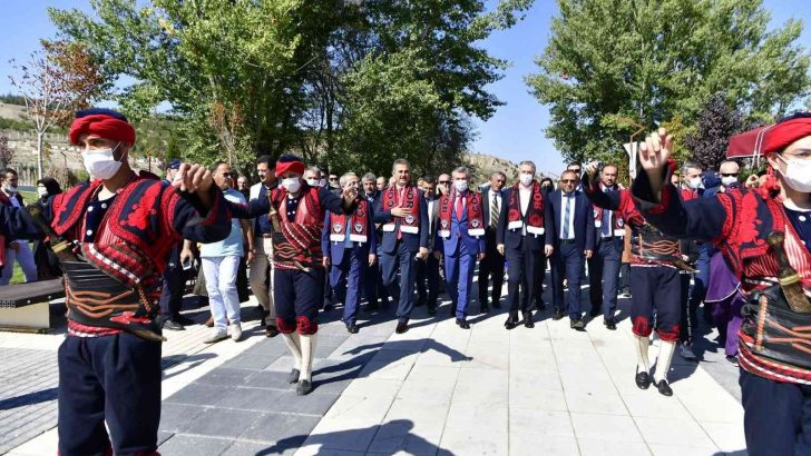 Memleket özlemi çeken Mamak’ta buluşuyor