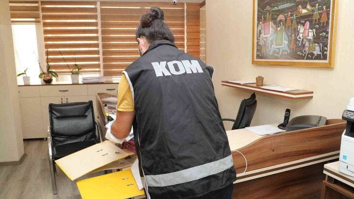 Mersin Gümrüğünde rüşvet operasyonu: 9 gözaltı