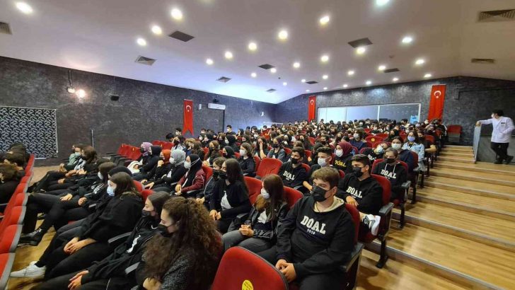 Prof. Dr. Ahmet Haluk Dursun Hoca vefatının ikinci yılında Beyoğlu’nda anıldı