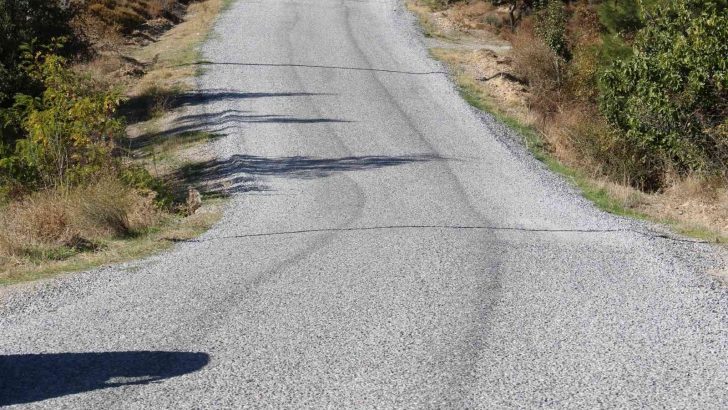 Soma’nın yolları büyükşehir tarafından yenileniyor