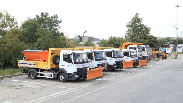 Sultangazi Belediyesi yol bakım filosunu güçlendirdi