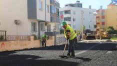 Toroslar’da asfalt çalışması sürüyor