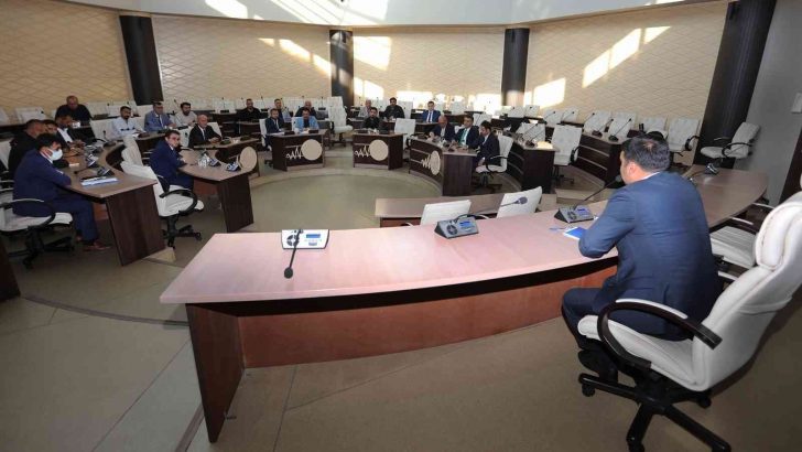 Van Büyükşehir Belediyesinde kışa hazırlık toplantısı