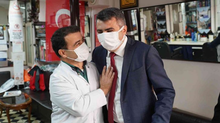 Yıldırım Belediye Başkanı Oktay Yılmaz, bir ayda 10 mahallede binlerce vatandaş ile bir araya geldi