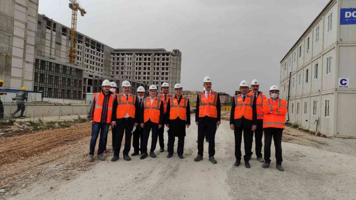 Acemler’e yapılan devasa sağlık kompleksinin kaba inşaatı bitti