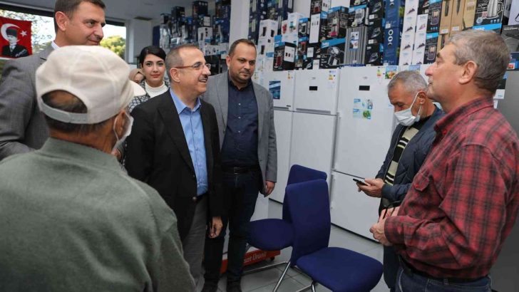 AK Parti İzmir İl Başkanı Sürekli’den Gaziemir’de mesaj yağmuru