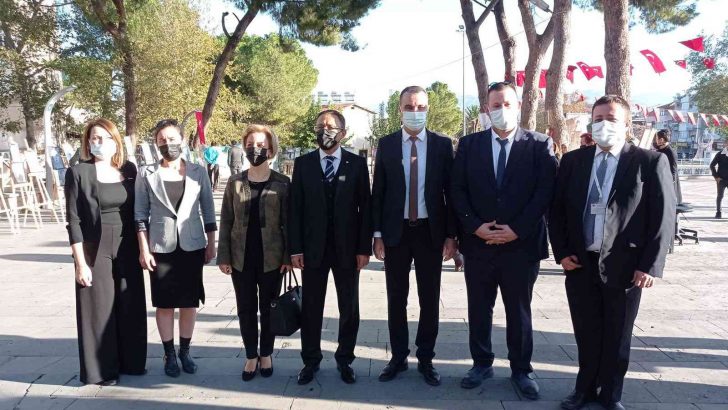 Alaşehir MASMEK kursiyerlerinden Atatürk sergisi