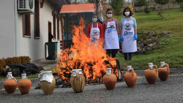 Başkan Şimşek UYUM öğrencileri ile mutfağa girdi