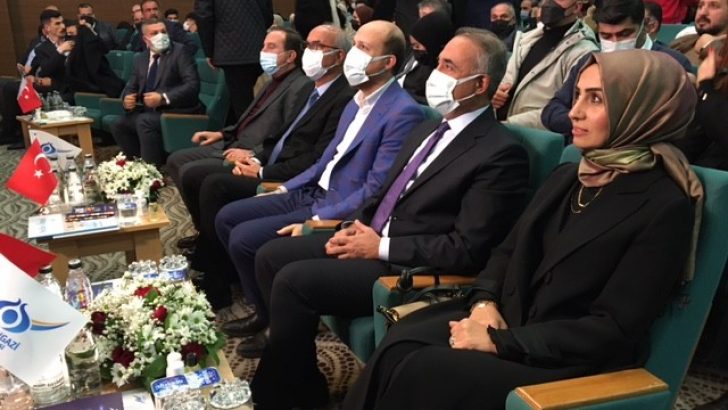 Bilal Erdoğan, “Fuat Sezgin Bilim, Kültür ve Sanat Sezonu” açılış programına katıldı