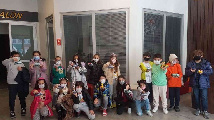 Çocuklar, Bilim Beyoğlu’nda ilk buluşlarını tasarladı