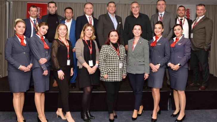 Corendon Airlines, Hollanda ve Belçika’daki seyahat acenteleriyle bir araya geldi