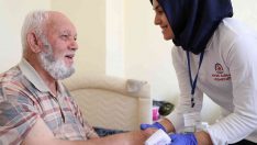 Denizlililer 4 yıldır sağlık hizmetlerinden evlerinde yararlanıyor