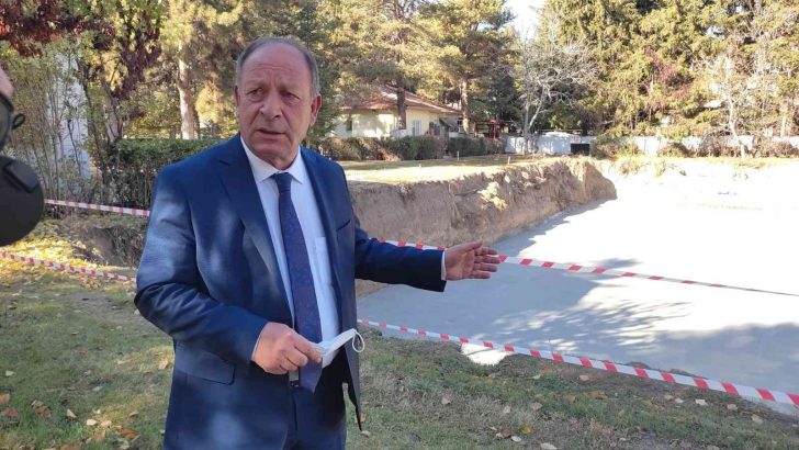 Ereğli’de yarı olimpik yüzme havuzunun temeli  atıldı